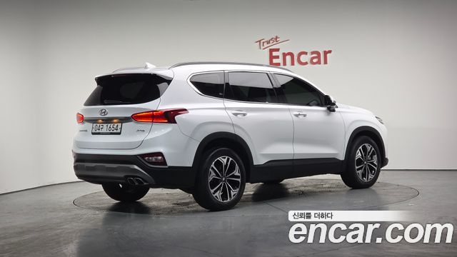 Hyundai Santa Fe 2019 thumb 3