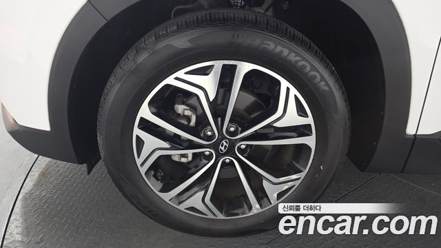 Hyundai Santa Fe 2019 thumb 5
