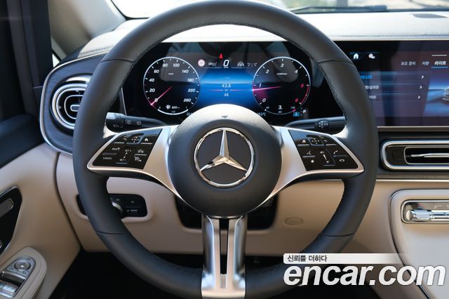 Mercedes-Benz V-Class 2025 thumb 10