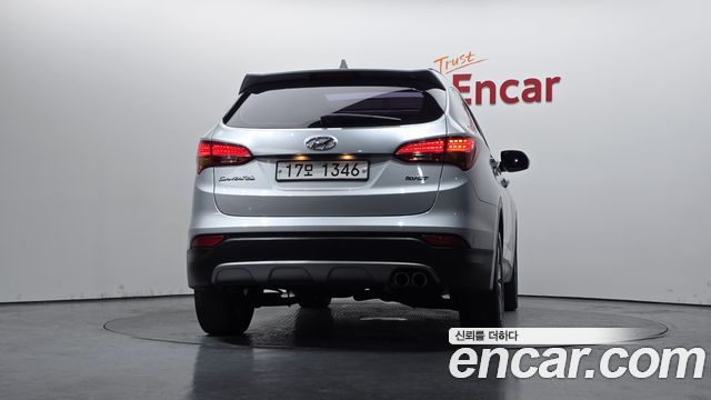 Hyundai Santa Fe 2015 thumb 4