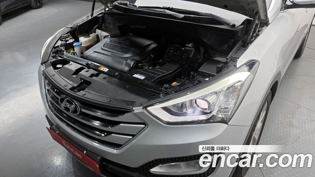 Hyundai Santa Fe 2015 thumb 6