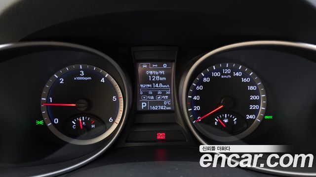 Hyundai Santa Fe 2015 thumb 8