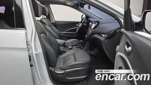 Hyundai Santa Fe 2015 thumb 10
