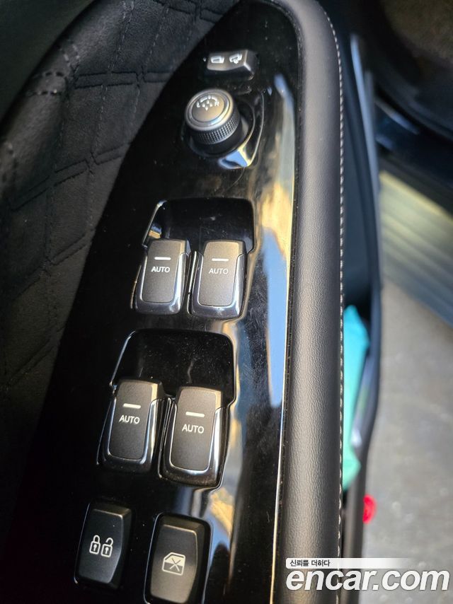 SsangYong Rexton 2022 thumb 7