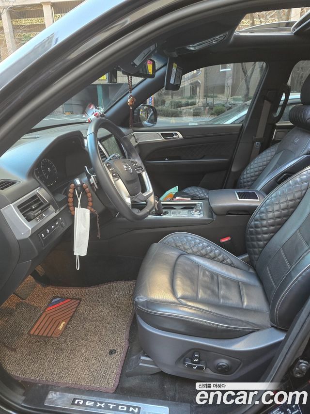 SsangYong Rexton 2022 thumb 10