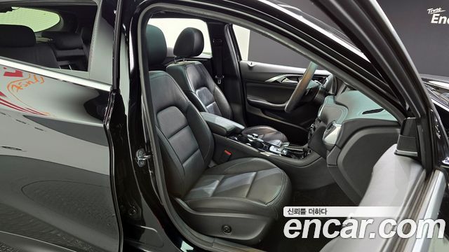 Infiniti QX30 2019 thumb 11