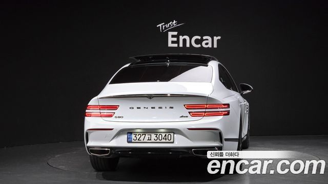Genesis G80 2022 thumb 5