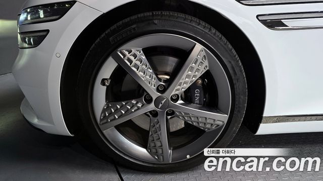 Genesis G80 2022 thumb 6