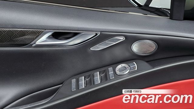 Genesis G80 2022 thumb 11