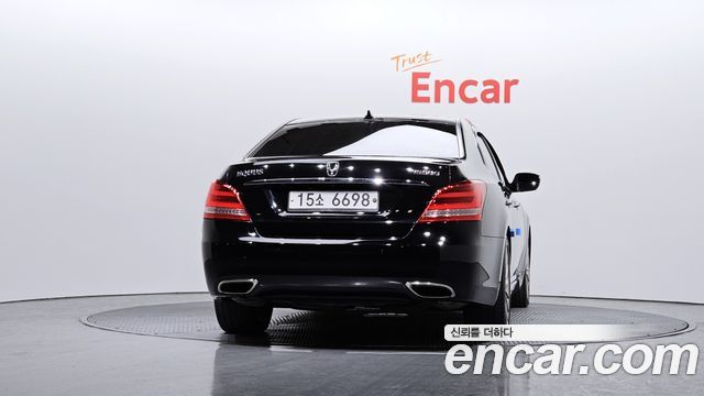 Hyundai Equus 2015 thumb 4