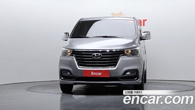 Hyundai Starex 2018 thumb 4