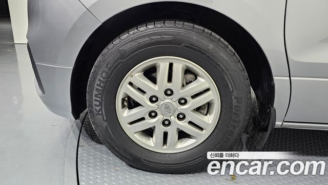 Hyundai Starex 2018 thumb 6