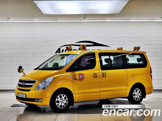 Hyundai Starex 2014 thumb 3
