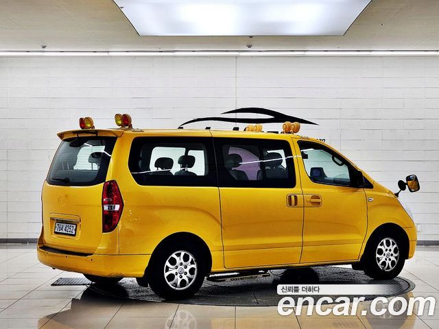 Hyundai Starex 2014 thumb 5
