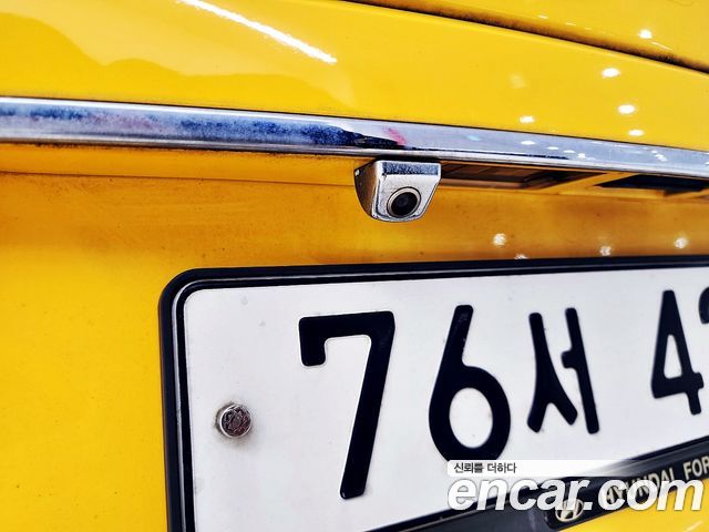 Hyundai Starex 2014 thumb 6