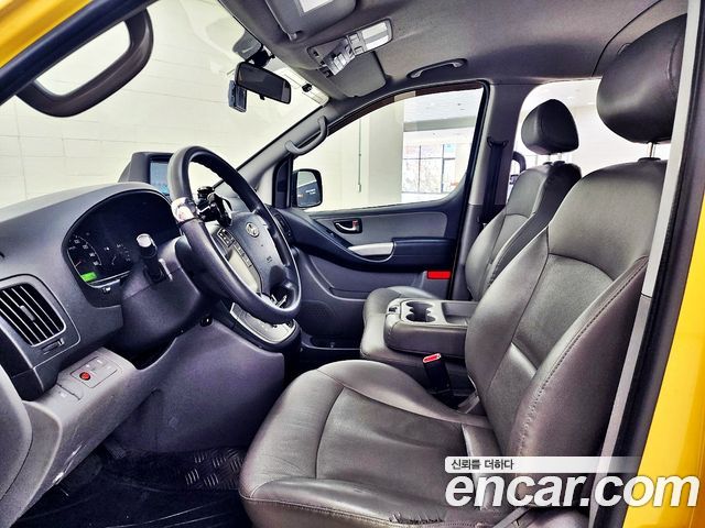 Hyundai Starex 2014 thumb 8