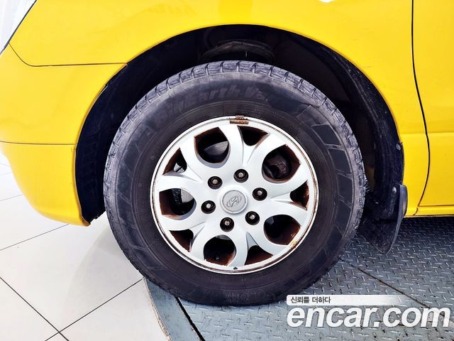 Hyundai Starex 2014 thumb 11