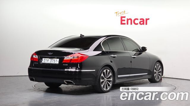 Hyundai Genesis 2012 thumb 3