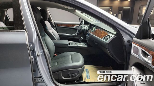 Hyundai Genesis 2014 thumb 10