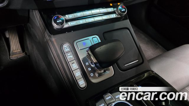 Genesis G90 2020 thumb 9