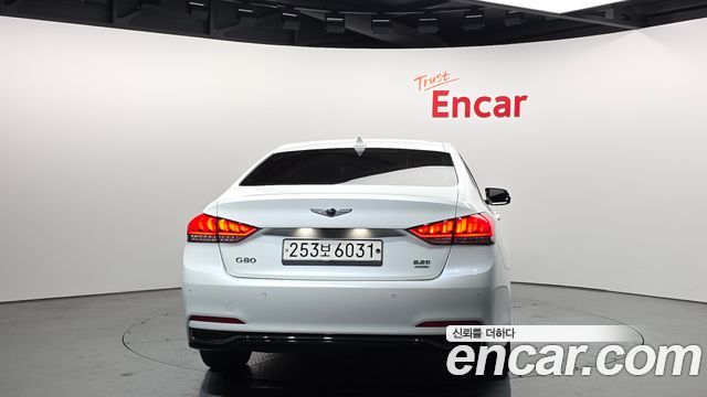 Genesis G80 2019 thumb 5