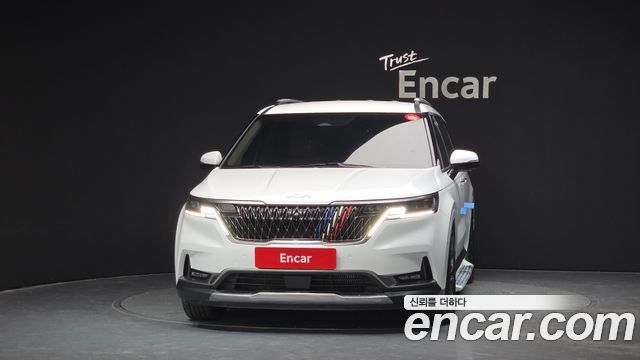 Kia Carnival 2023 thumb 3