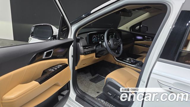 Kia Carnival 2023 thumb 10