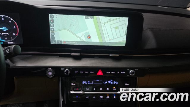 Kia Carnival 2023 thumb 11