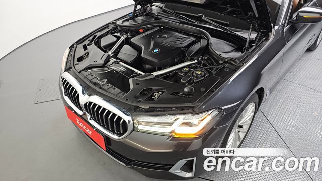 BMW 5 серии 2021 thumb 6