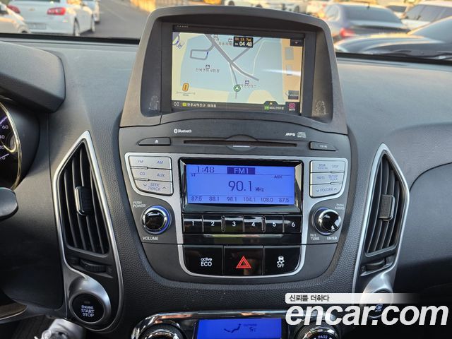 Hyundai Tucson 2011 thumb 12