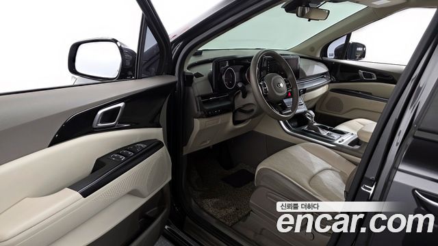 Kia Carnival 2021 thumb 11