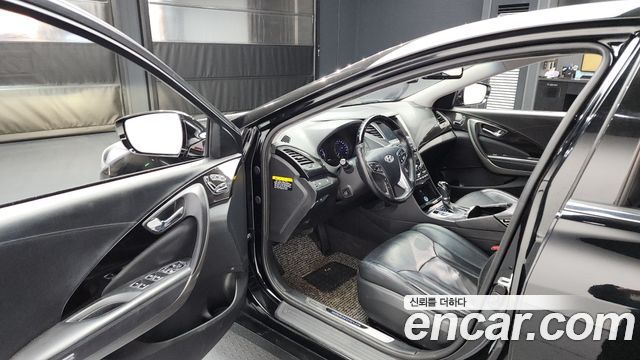 Hyundai Grandeur 2015 thumb 10