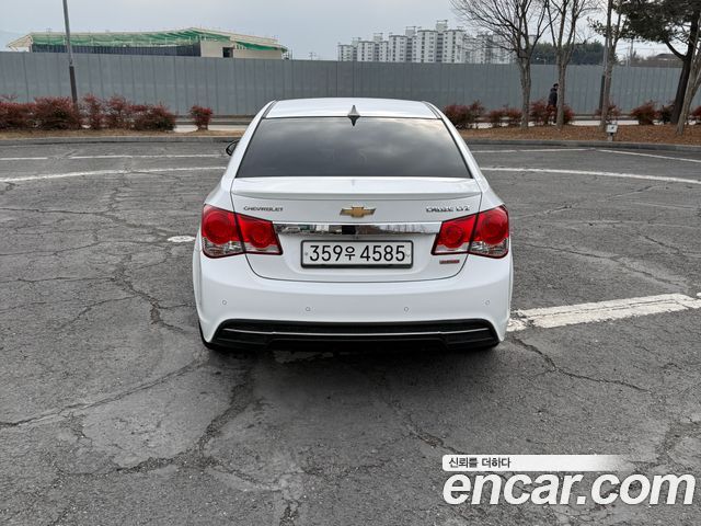 Chevrolet Cruze 2014 thumb 3
