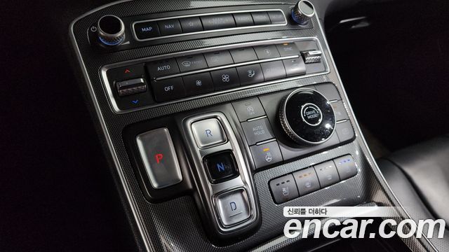 Hyundai Santa Fe 2021 thumb 10