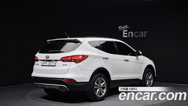 Hyundai Santa Fe 2014 thumb 3