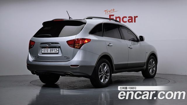 Hyundai Veracruz 2013 thumb 3