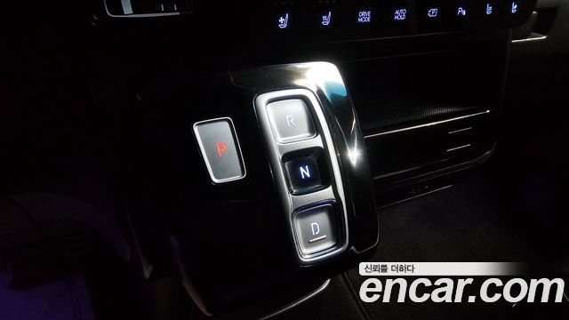 Hyundai Staria 2022 thumb 9