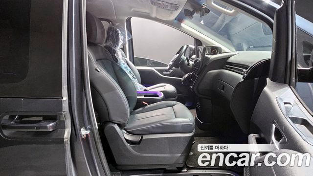 Hyundai Staria 2022 thumb 12