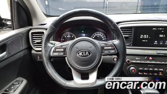 Kia Sportage 2019 thumb 6