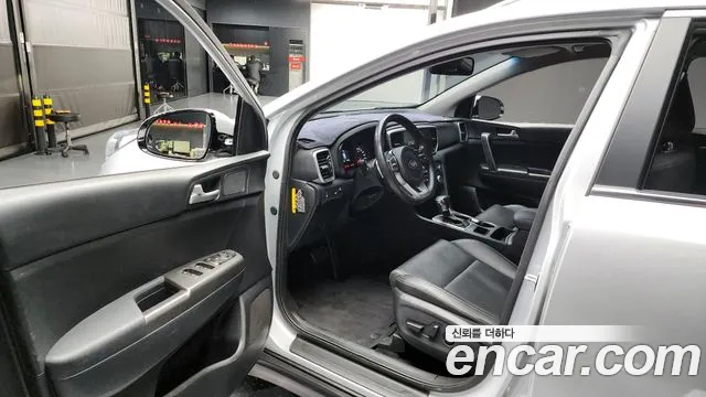 Kia Sportage 2019 thumb 11