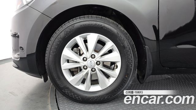Kia Carnival 2018 thumb 6