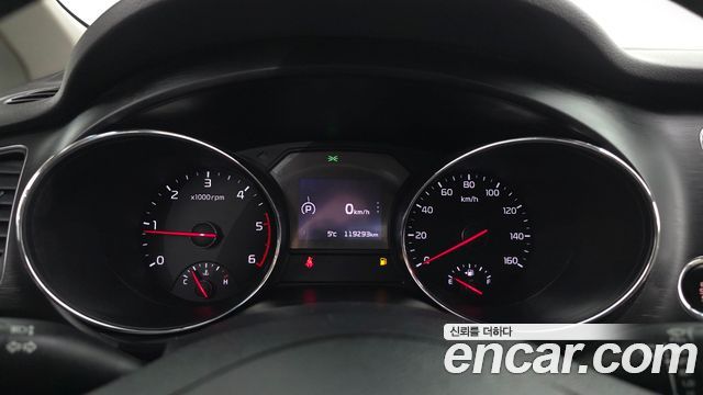 Kia Carnival 2018 thumb 8