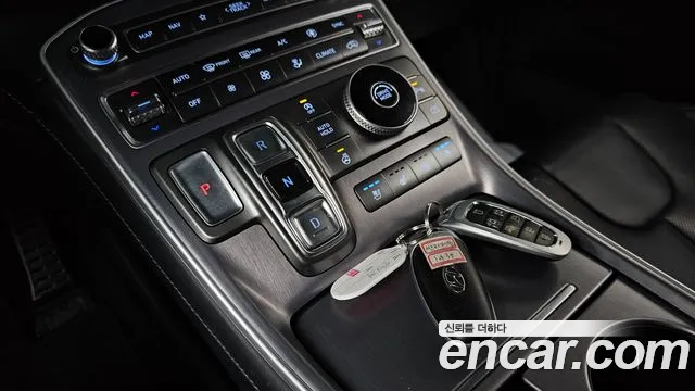 Hyundai Santa Fe 2021 thumb 9