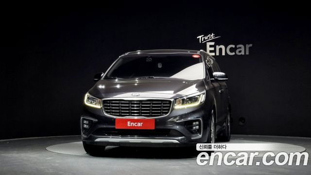 Kia Carnival 2018 thumb 4