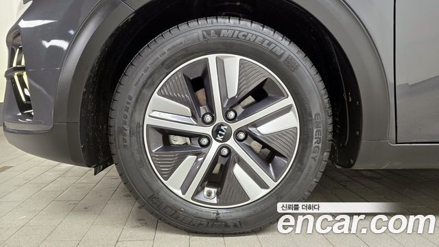 Kia Niro 2020 thumb 6