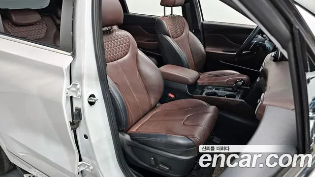 Hyundai Santa Fe 2020 thumb 11
