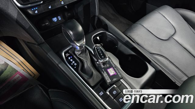 Hyundai Santa Fe 2020 thumb 10