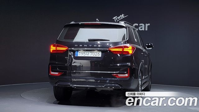 SsangYong Rexton 2023 thumb 5