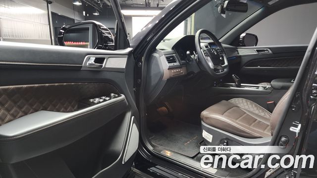 SsangYong Rexton 2023 thumb 11