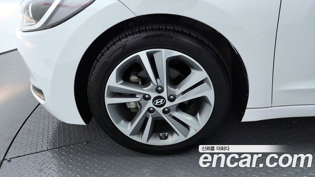 Hyundai Avante 2016 thumb 6